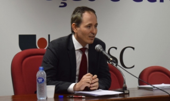 Professor Leonardo Secchi ministrou palestra sobre os desafios da gestão municipal
