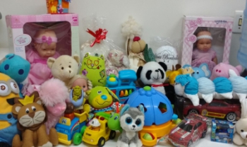 Brinquedos arrecadados na campanha em 2017.