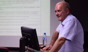Professor Nério Amboni, presidente da CSA da Udesc Esag