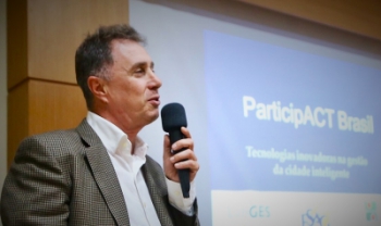 Professor Carlos De Rolt apresenta aplicativo ParticipACT Brasil