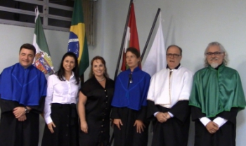 Patrícia (ao centro, de pelerine azul) foi eleita para Gestão 2019-2023