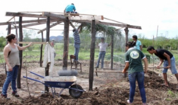 Projeto agroecológico no assentamento Taquaral, em Corumbá (MS)