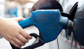 Preços dos combustíveis caíram mais de 15% no mês
