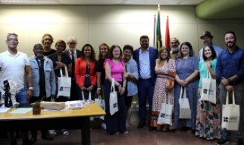 Entidades do Brasil, Moçambique e Paraguai estiveram
	presentes em reunião na Udesc - Foto: Heloisa Faria
