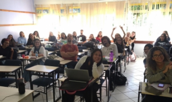 Glênio Madruga conduziu atividade na aula do
	professor Rafael Martini - Fotos: Divulgação