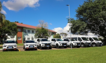 Sete veículos novos adquiridos entraram em circulação
	em meados de abril - Foto: Letícia Oliveira/ Ascom