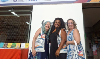 Solange, Letícya e Rose Cler apresentaram trabalhos no evento
